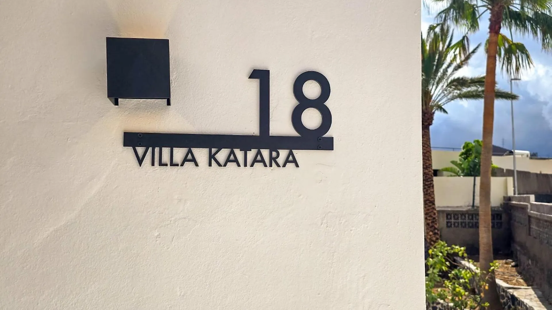 Villa Katara By Helloapartments Tabaiba 0*,  Spain